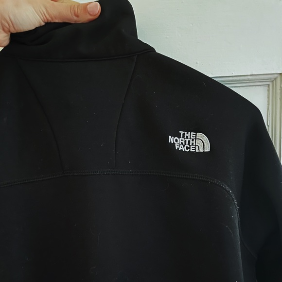 Black North Face Jacket - Picture 2 of 3